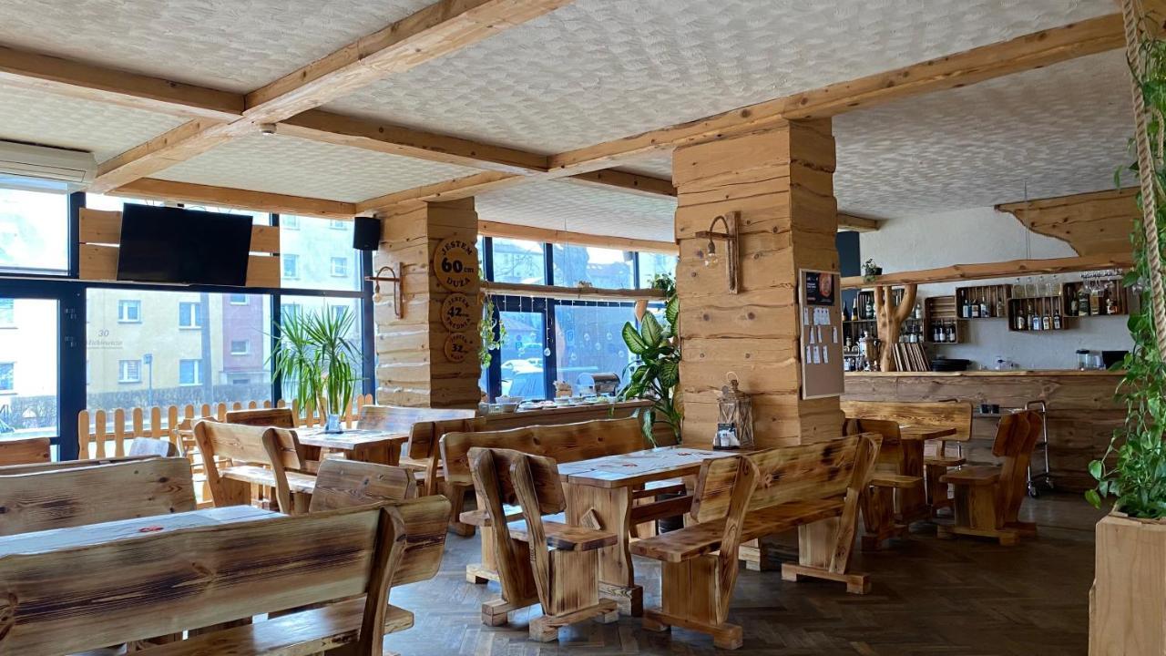 Dom Turysty Sanok Aparthotel Esterno foto